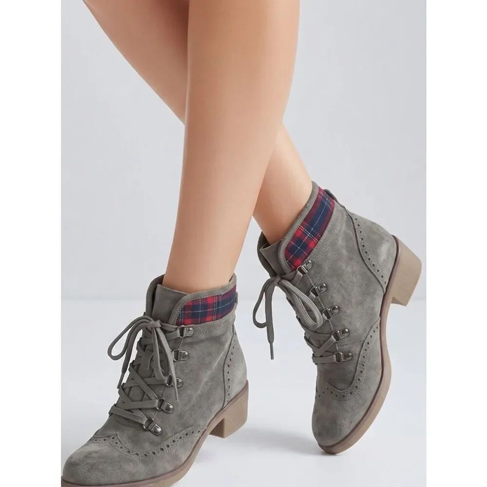 TOMMY HILFIGER | Lace Up Ankle Boots Combat Gray Plaid Faux Suede 7.5